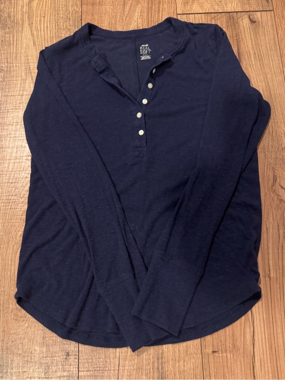 aerie Navy Long Sleeve Henley Top, lightweight, Minimalist,Clean Girl, buttermom